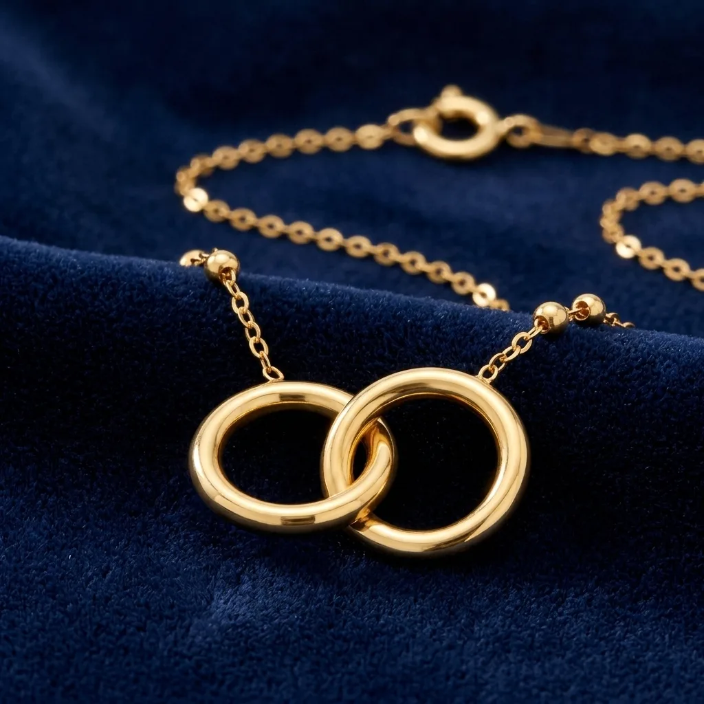 Interlocking Open Circles Necklace in 14K Gold 3
